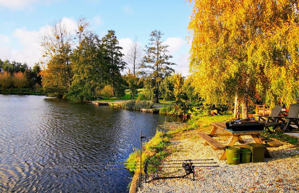 View the Bellevue Lake Scenic & Facility Gallery Etang Marolles